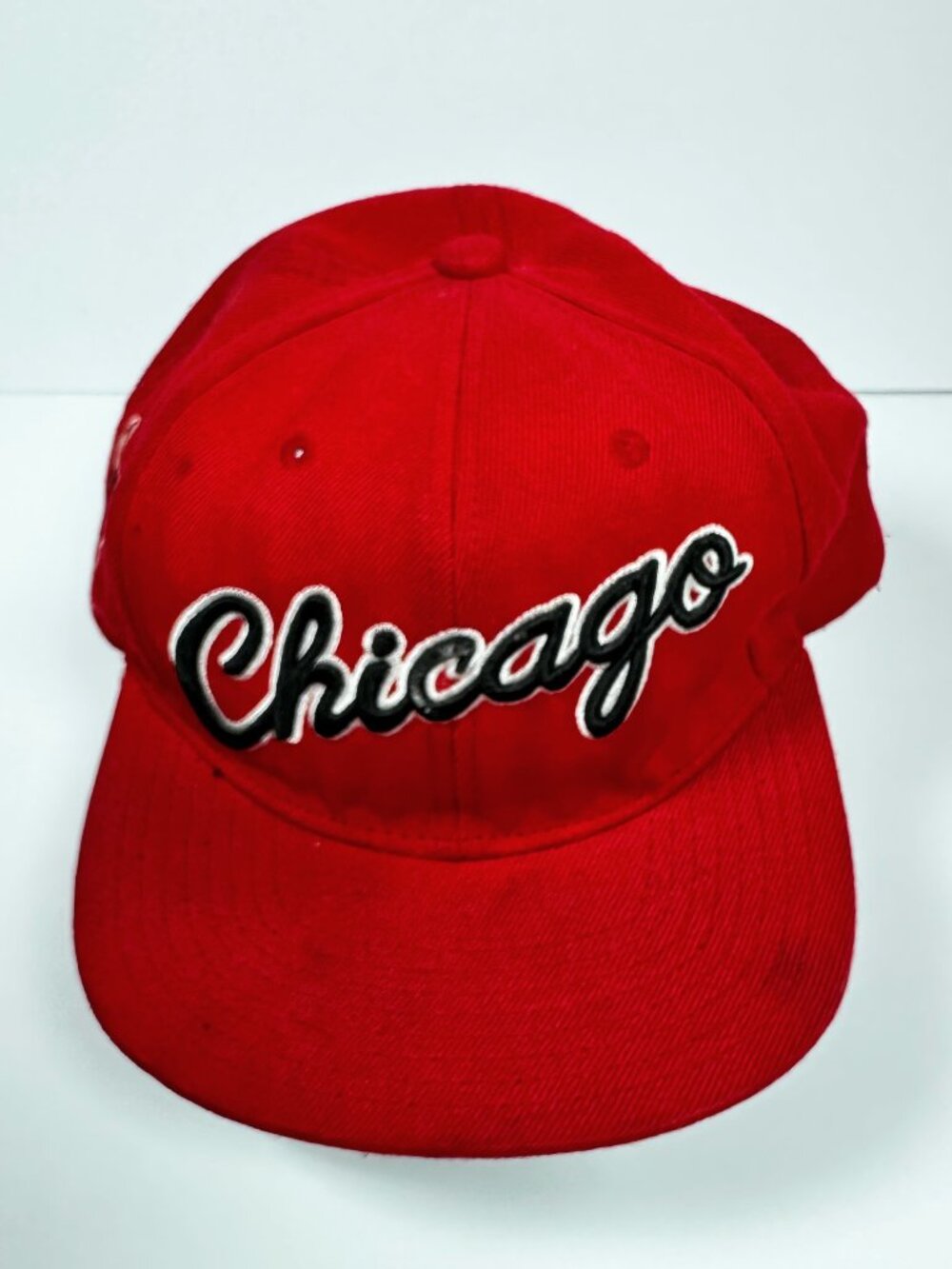 Chicago Bulls Hat Cap Snapback Script 80s Jersey Mitchell and Ness M&N Red NBA